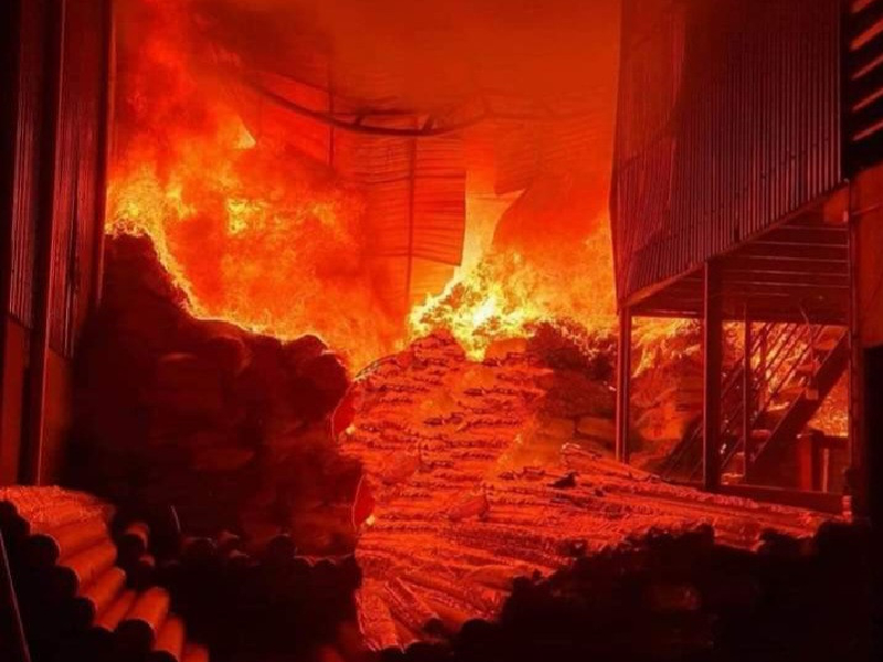 Cháy lớn tại cụm công nghiệp ở Vĩnh Phúc