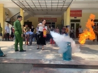 Kỳ 1: Những nguy cơ chết người từ lối thoát hiểm bị bịt kín